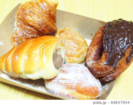 菓子パン 菓子パン 69657934