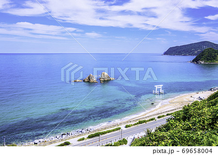 福岡県 糸島市 夫婦岩の絶景を楽しめるドライブコース 69658004