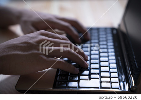 ネット中傷イメージ ネット中傷イメージ 69660220