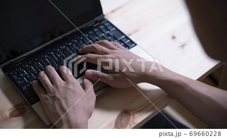 ネット中傷イメージ ネット中傷イメージ 69660228
