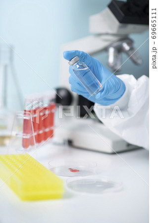 Science, chemistry, biology, and medicine concept, scientist with equipment and science experiments 129 Science, chemistry, biology, and medicine concept, scientist with equipment and science experiments 129 69665111