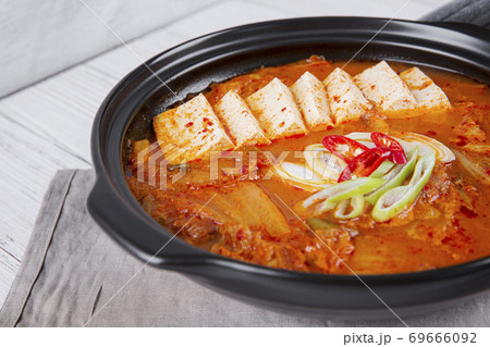 Delicious Korean food, a collection of various Korean dishes 173 69666092