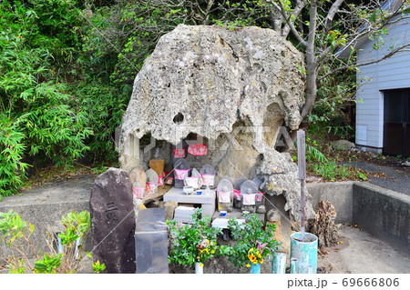 岩屋地蔵【山陰海岸ジオパーク】 69666806
