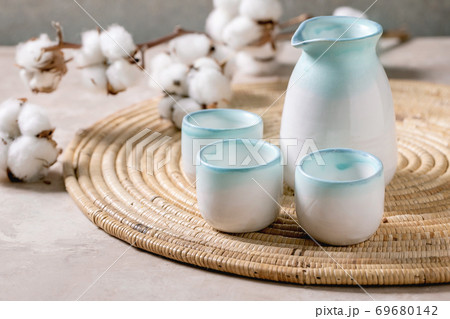 Sake ceramic set 69680142