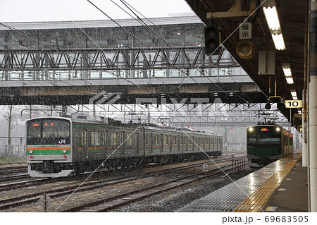 雪の日の宇都宮駅にて 69683505
