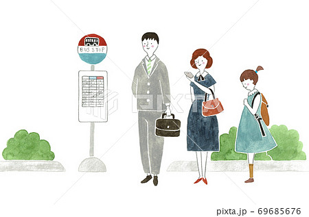 バス停で待つサラリーマン、ワーママ、子供 69685676