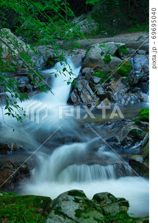 滋賀県　三筋の滝2020 69695040