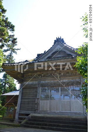 椎崎諏訪神社の本殿(佐渡島/新潟県佐渡市原黒724) 椎崎諏訪神社の本殿(佐渡島/新潟県佐渡市原黒724) 69704094