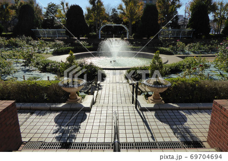 江戸川区総合レクリエーション公園　フラワーガーデン 69704694