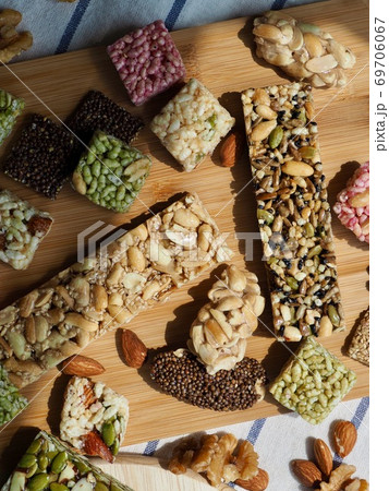 ケガンジョン 食べ物 フード 69706067