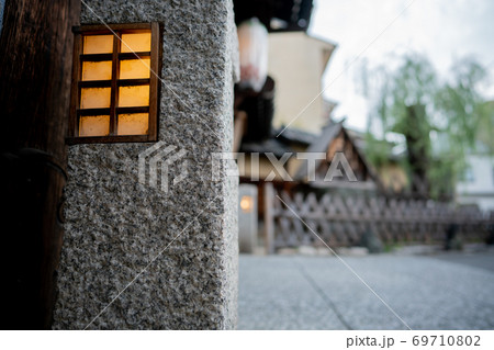 京都市下京区島原の町並みを撮影 69710802