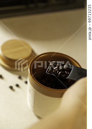 コーヒー豆 69713235