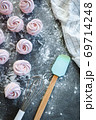 The recipe for home-made Russian marshmallows (Zephyr). 69714248