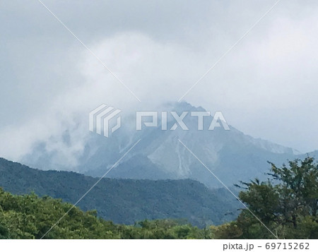 奥大山スキー場（木谷沢渓流）から見た大山　 69715262
