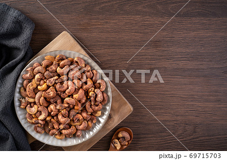 カシューナッツ カシュー 木の実 69715703