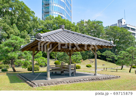 東京都　旧芝離宮恩賜庭園　特別史跡　あずまや 69715879