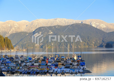 カナダノースバンクーバーディープコーブ　‎Deep Cove 69716257