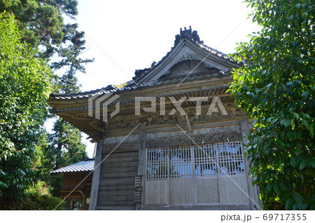 椎崎諏訪神社の本殿（佐渡島／新潟県佐渡市原黒724） 69717355