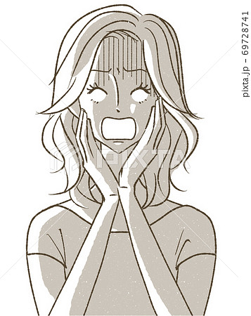 ショックを受けている女性 69728741