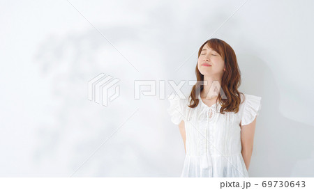 女性 イメージ 女性 イメージ 69730643