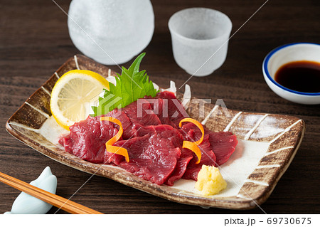 馬刺し 馬刺し 69730675