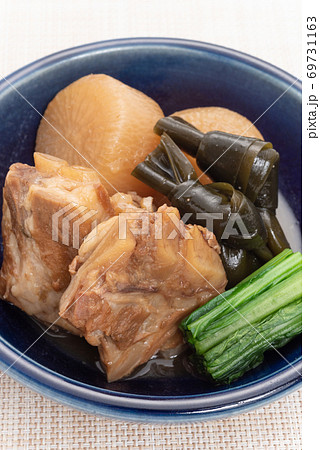 ソーキと大根の煮物 69731163