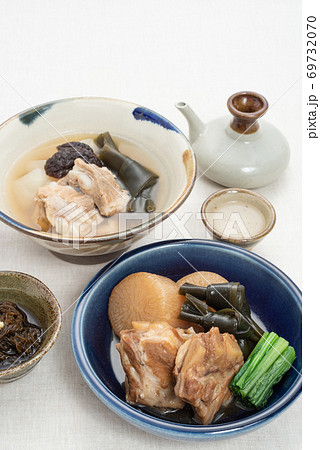 ソーキと大根の煮物 ソーキ汁 沖縄料理 ソーキと大根の煮物 ソーキ汁 沖縄料理 69732070