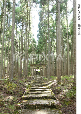 京北の加茂神社 69732768