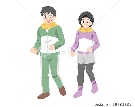 健康の為、仲良くジョギングする中年夫婦のイラスト 69733835