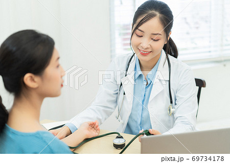 Woman, doctor, clinic 69734178