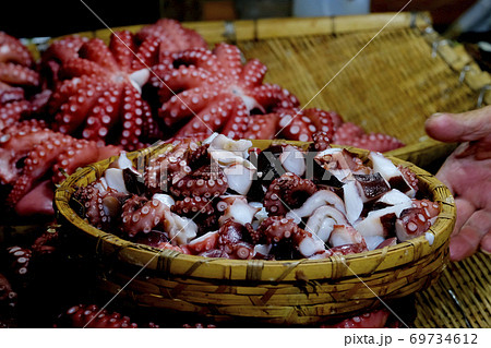 ゆでダコ ゆでダコ 69734612