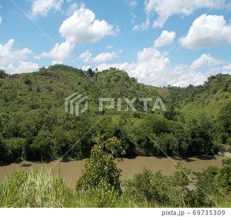 フィリピンのミンダナオ島にある大自然の風景 フィリピンのミンダナオ島にある大自然の風景 69735309