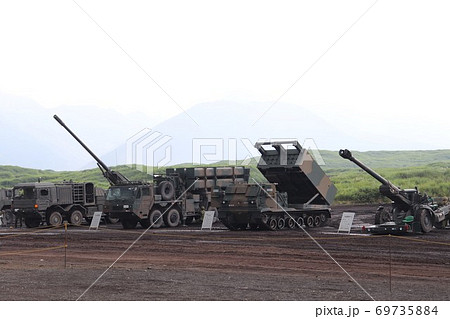 陸上自衛隊の特科部隊車両 陸上自衛隊の特科部隊車両 69735884