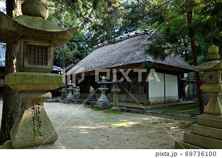 夜都伎神社 拝殿 夜都伎神社 拝殿 69736100