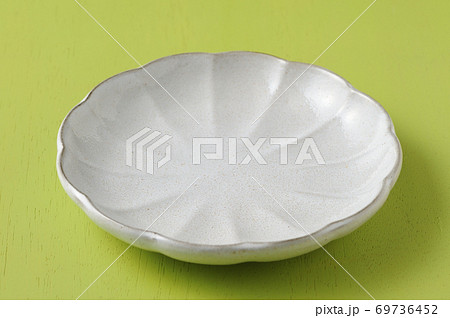 皿 和皿 皿 和皿 69736452