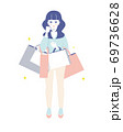 ショッピング　女性　買い物 69736628