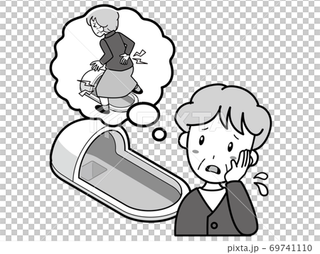 和式トイレで腰や脚が心配なおばあさん 69741110