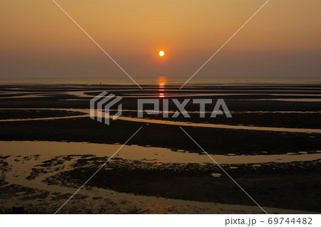 真玉海岸の夕日 69744482