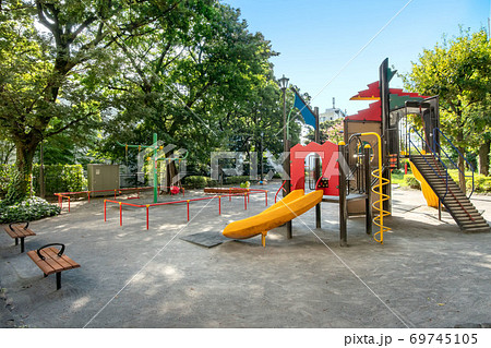 東京都港区の高松くすのき公園 東京都港区の高松くすのき公園 69745105