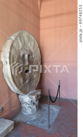 ローマ、真実の口 69748253