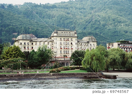 マッジョーレ湖 69748567