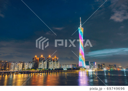 中国広州市、広州タワーの夜景 中国広州市、広州タワーの夜景 69749696
