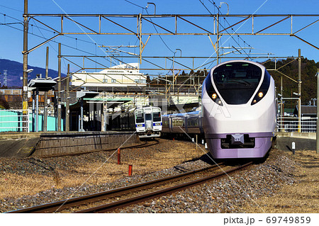 常磐線植田駅を通過するE657系電車 福島県いわき市 常磐線植田駅を通過するE657系電車 福島県いわき市 69749859