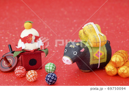 干支 張り子の丑 干支 張り子の丑 69750094