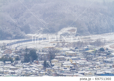 積雪の大河原を通過する寝台特急北斗星 宮城県大河原町 積雪の大河原を通過する寝台特急北斗星 宮城県大河原町 69751360
