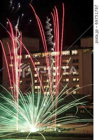 【岐阜県】冬の下呂温泉 〜花火物語〜 旅館のベランダから見る絶景花火!! 【岐阜県】冬の下呂温泉 〜花火物語〜 旅館のベランダから見る絶景花火!! 69751797