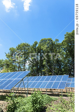 太陽光パネルと太陽光発電。日照時間日本一の山梨県。 69759118