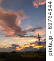 夕焼け夏の空 69764344