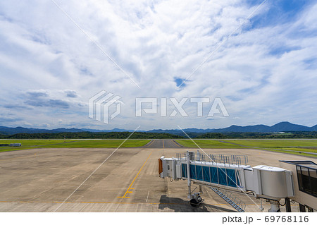 石見空港（いわみくうこう）・風の広場　島根県益田市 69768116