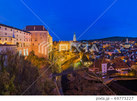 Cesky Krumlov cityscape in Czech Republic Cesky Krumlov cityscape in Czech Republic 69773227